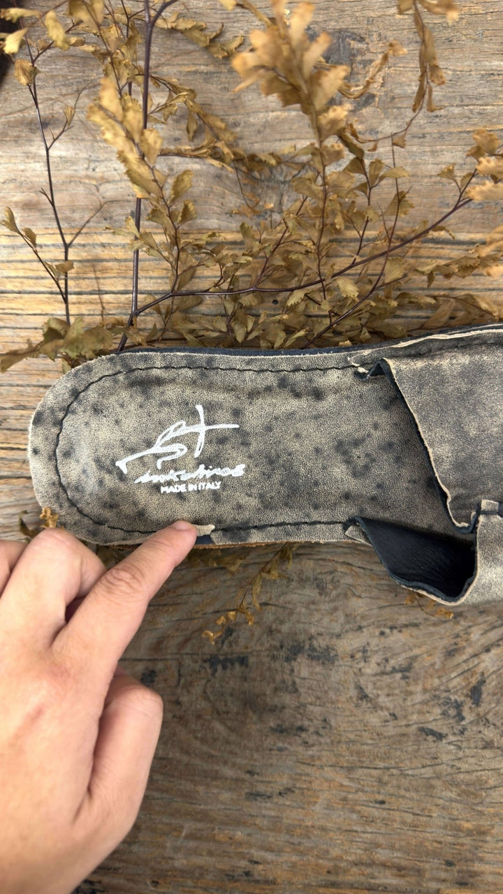 Imperfect - Casa Mia Vintage Charcoal - La Casa by Importante