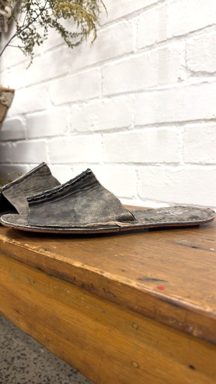 Imperfect - Casa Mia Vintage Charcoal - La Casa by Importante