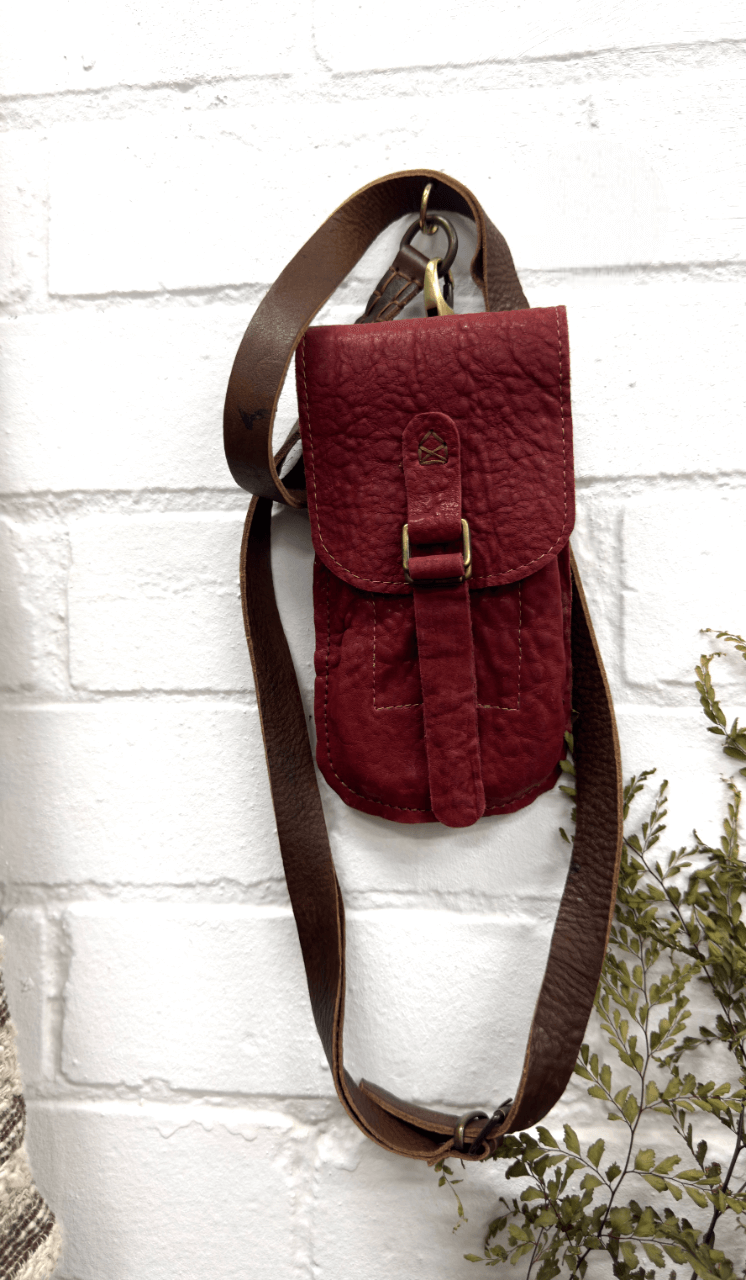Imperfect - Giannino Phone bag - Cherry 1 - La Casa by Importante