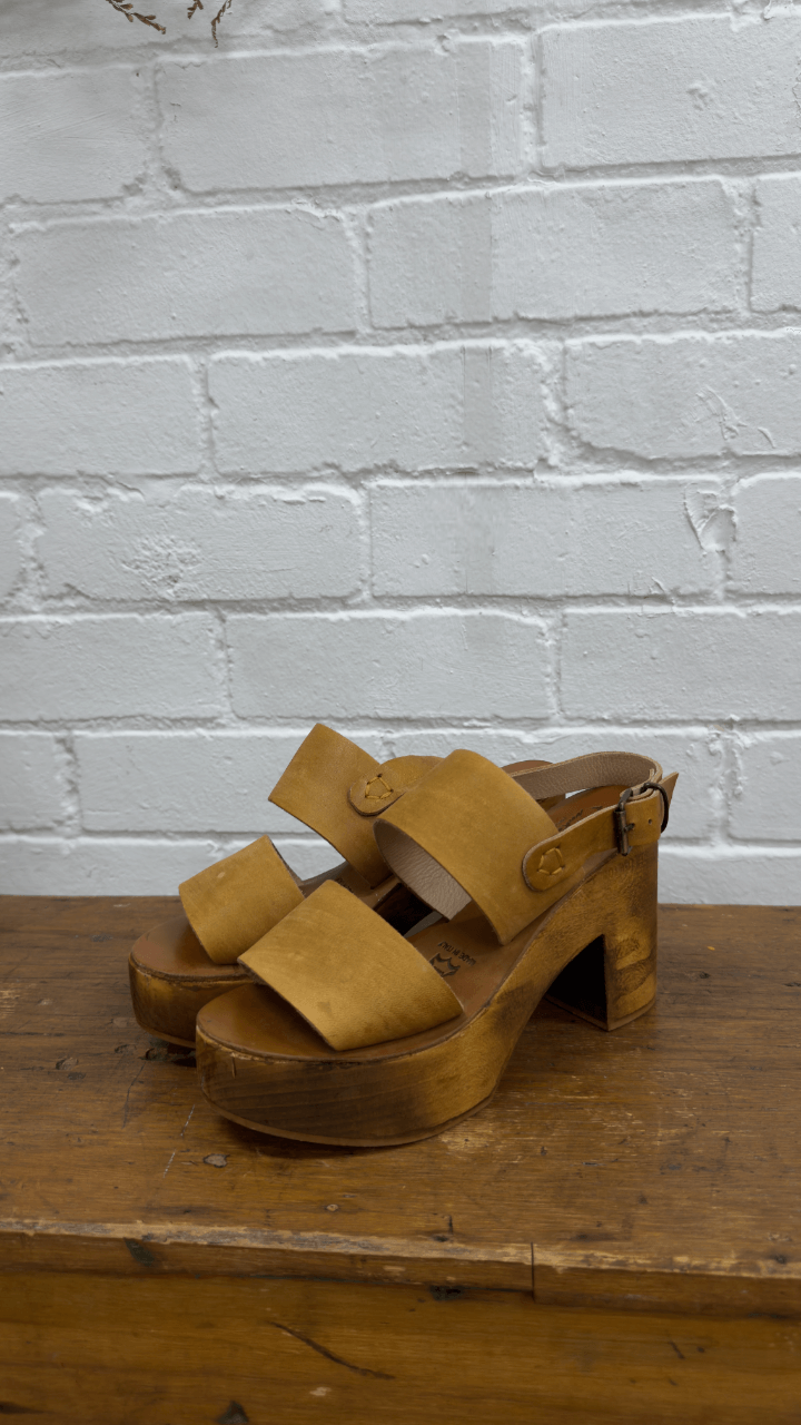 Imperfect - Maiori Ocra - La Casa by Importante