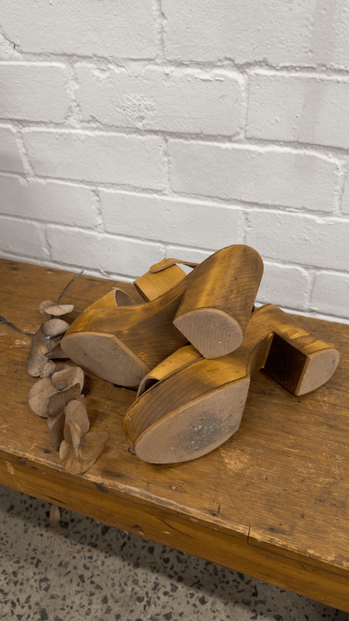 Imperfect - Maiori Ocra - La Casa by Importante