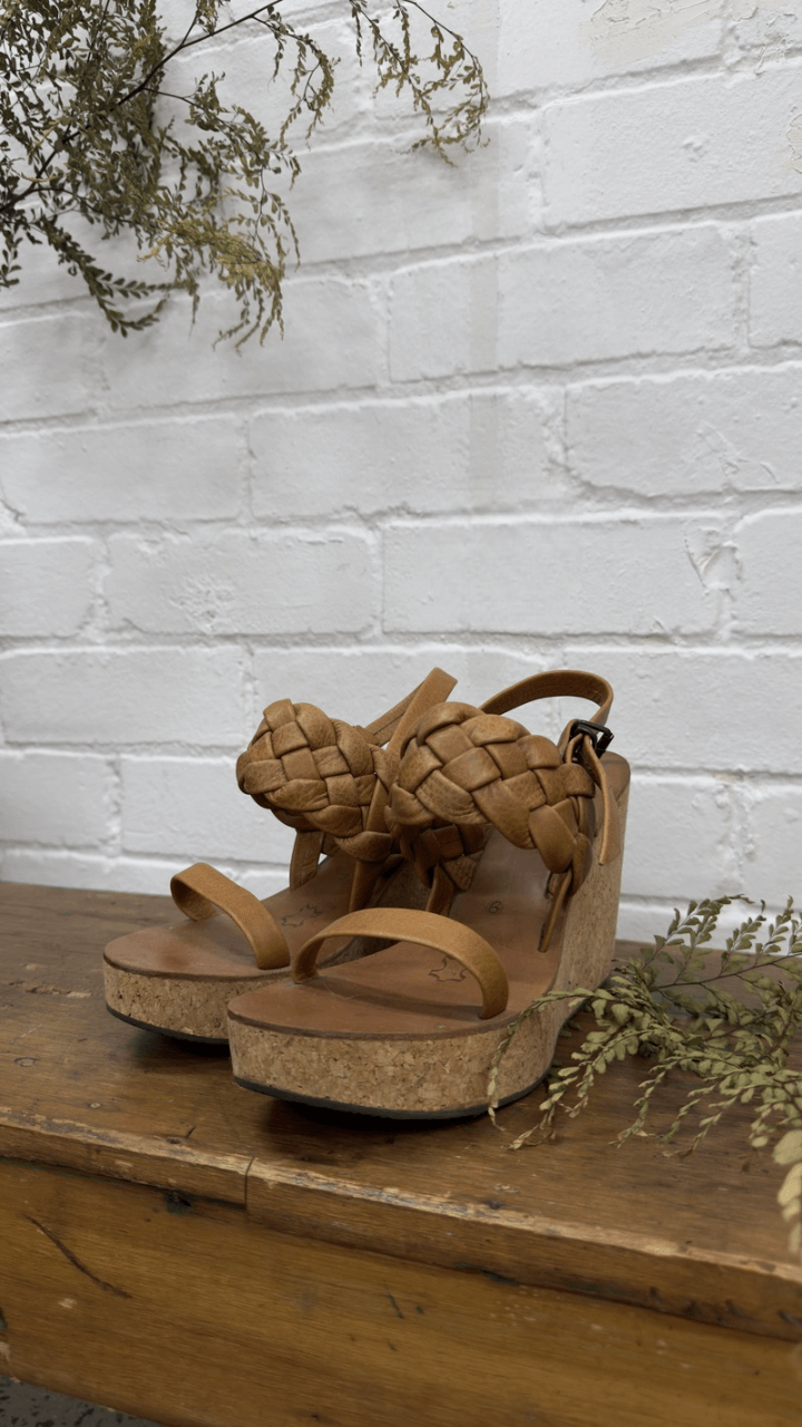 Imperfect - Marechiaro Tan - La Casa by Importante