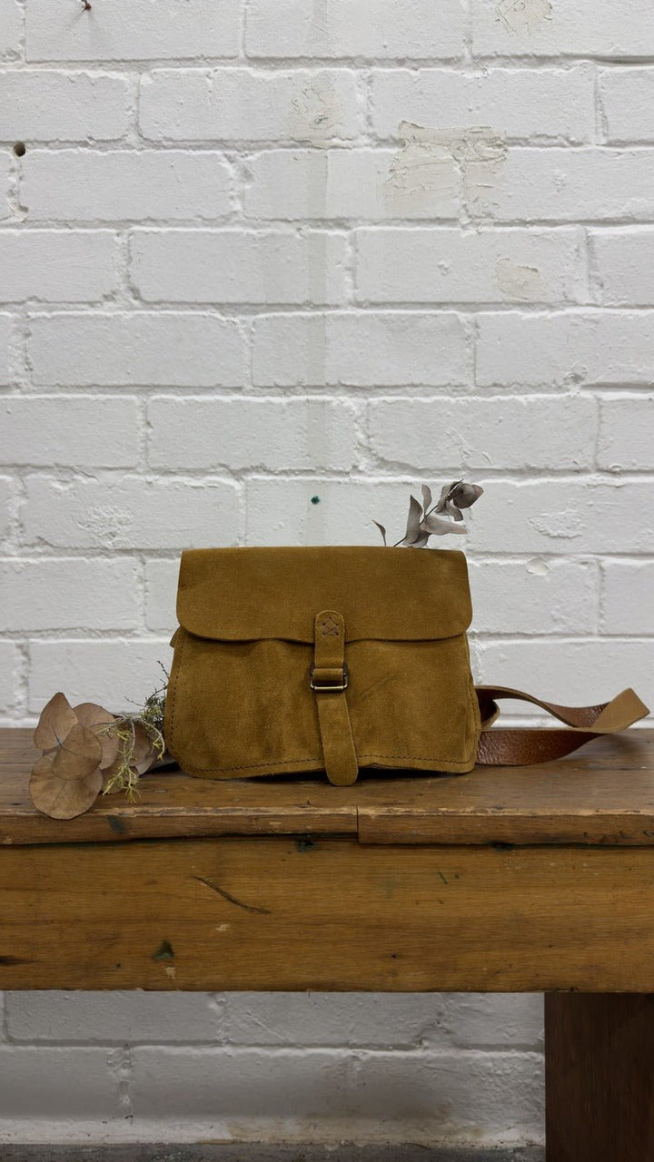 Imperfect - Marsupietto 2.0 Tumeric - La Casa by Importante