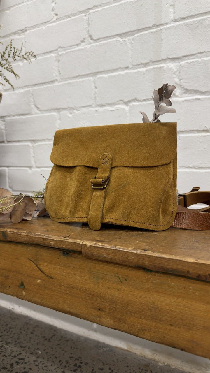 Imperfect - Marsupietto 2.0 Tumeric - La Casa by Importante