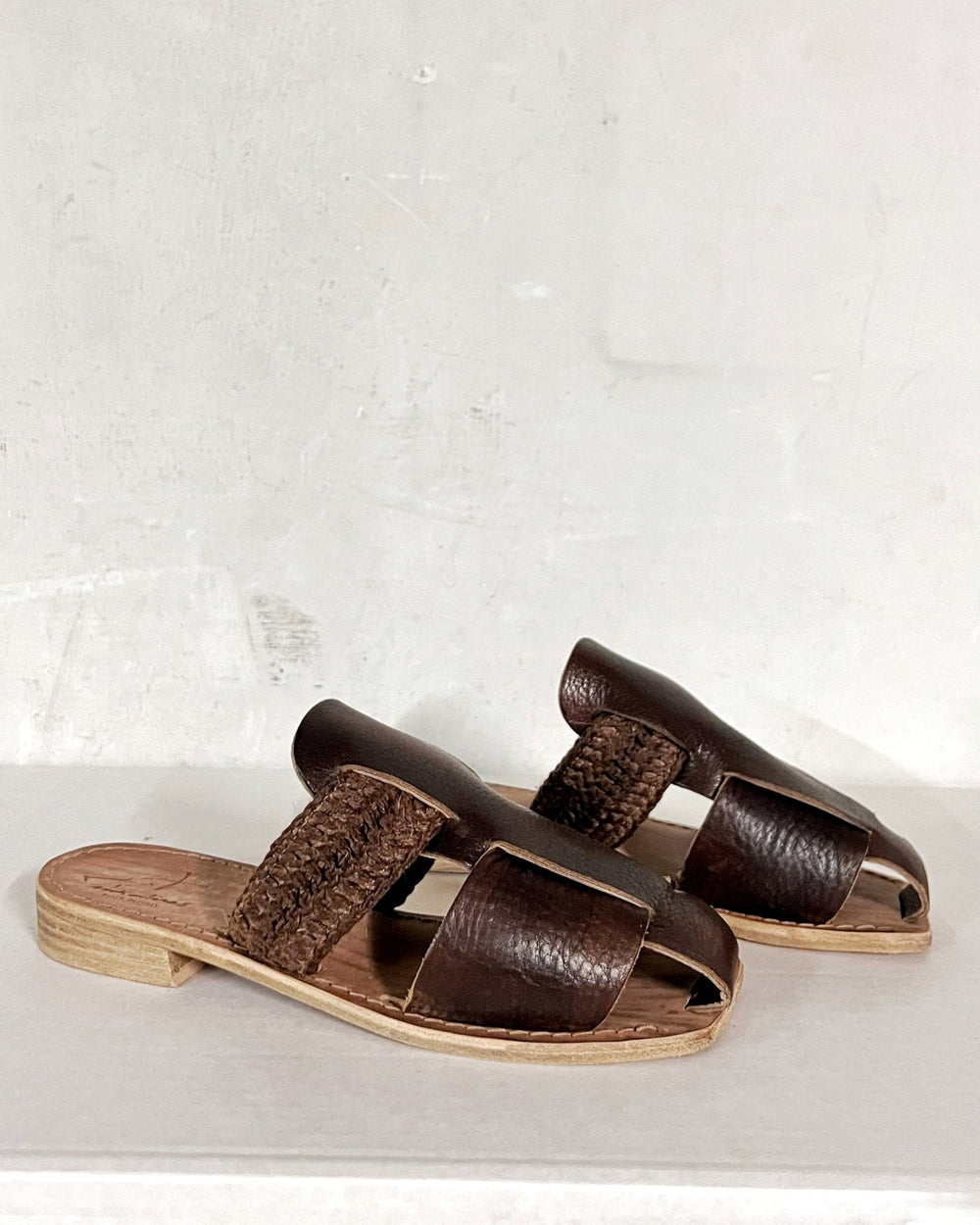 Imperfect - Ravello Sandals Cacao - La Casa by Importante
