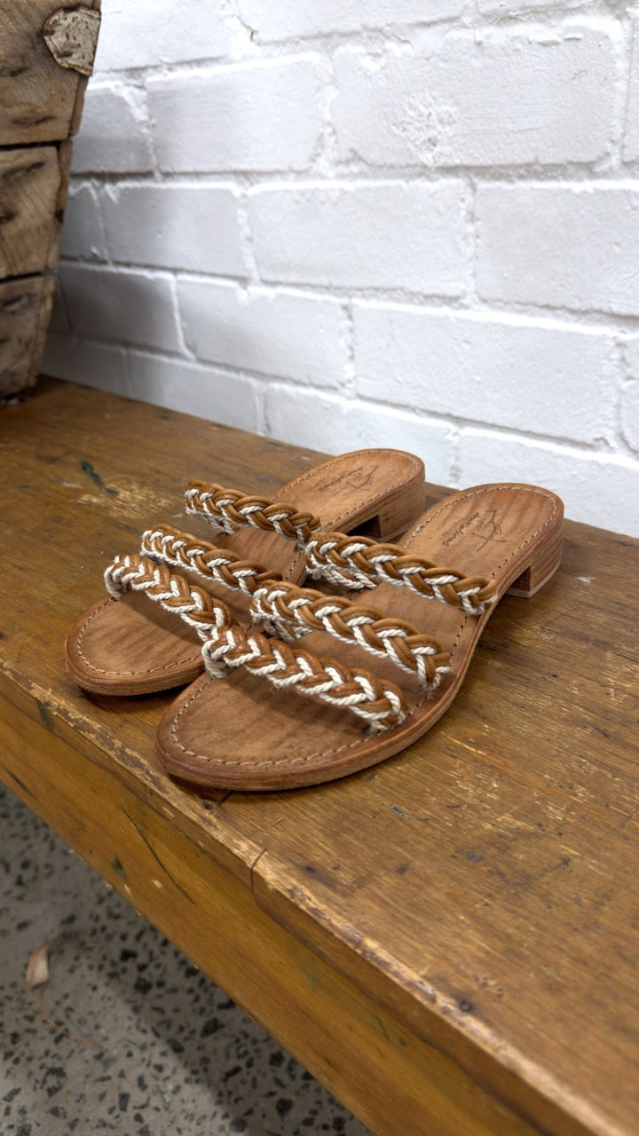 Imperfect - Treccia Sandals - La Casa by Importante