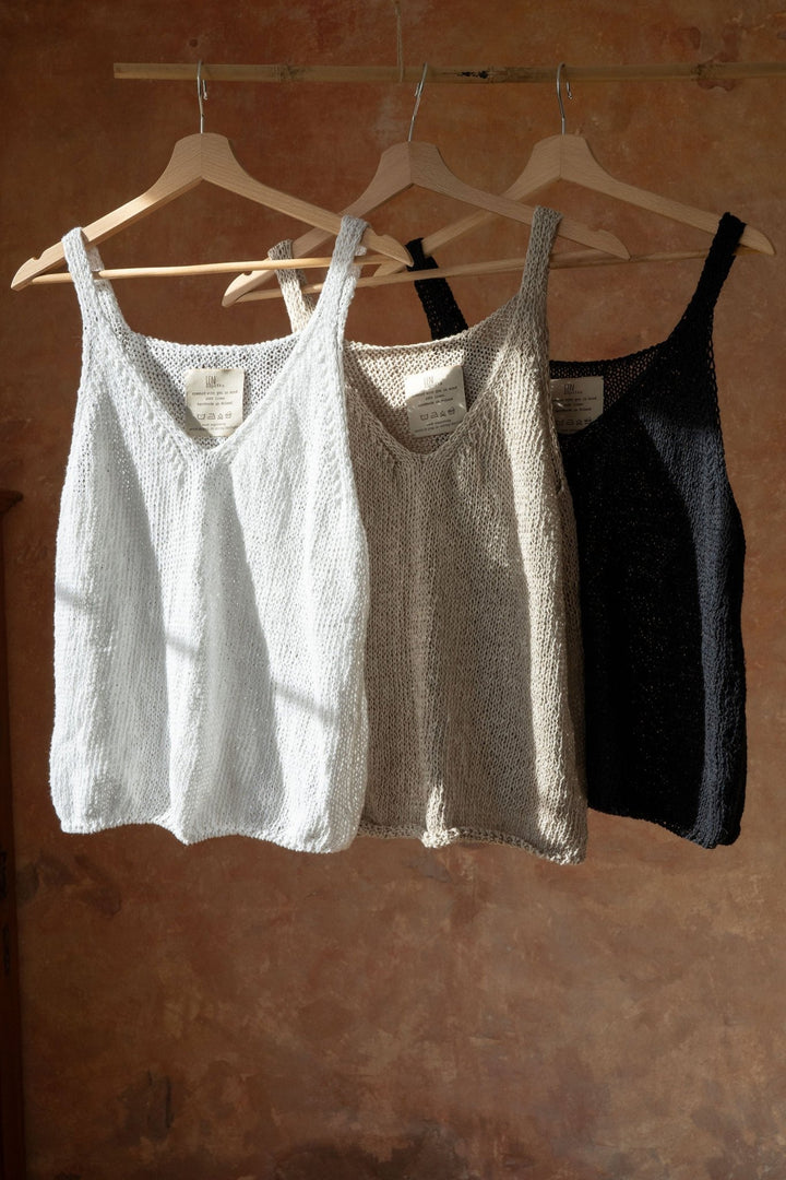 MILA TOP PLAIN - La Casa by Importante