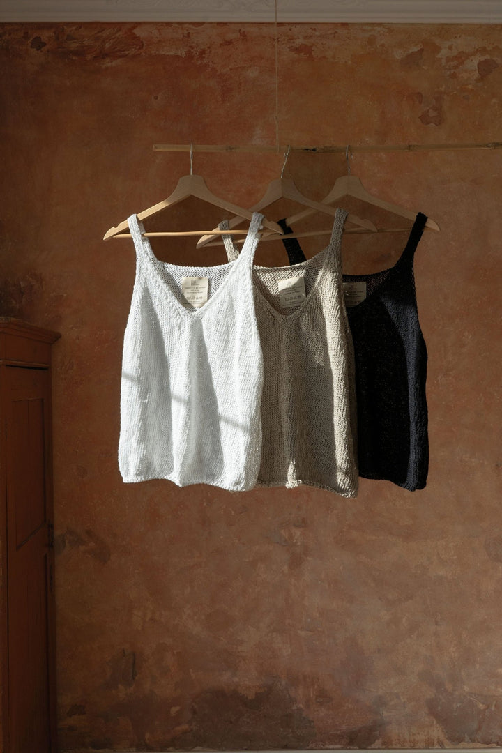 MILA TOP PLAIN - La Casa by Importante