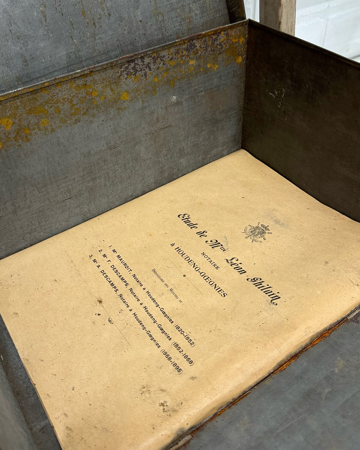 Vintage metal storage box - La Casa by Importante