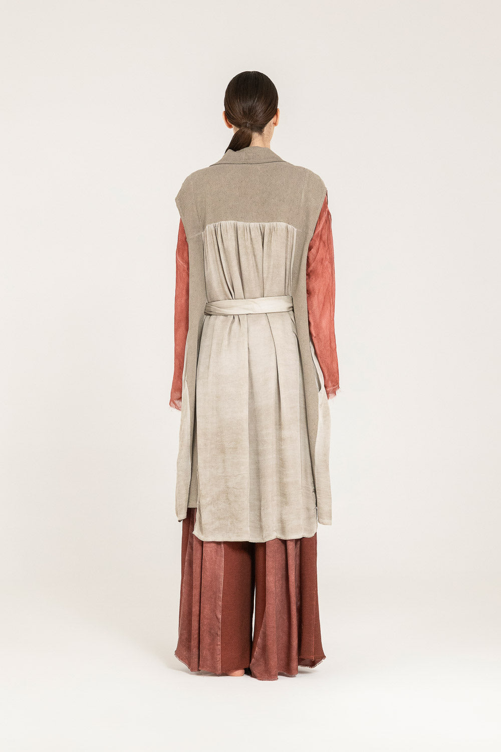 S325 - Vest