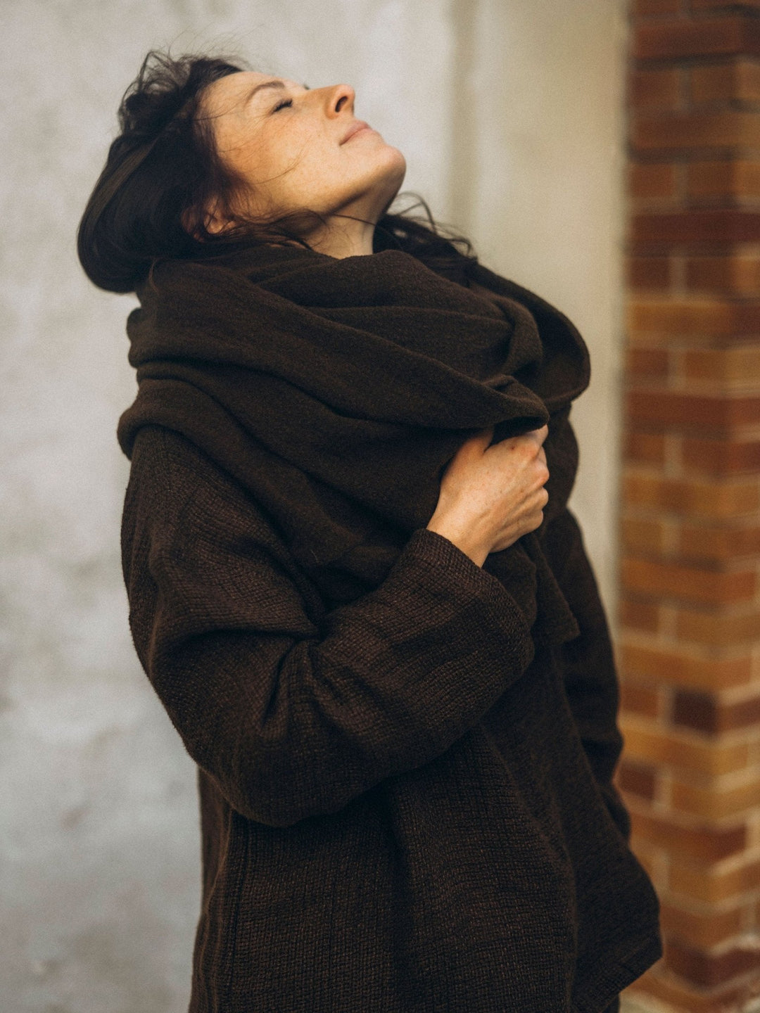 BERTA INFINITY SCARF