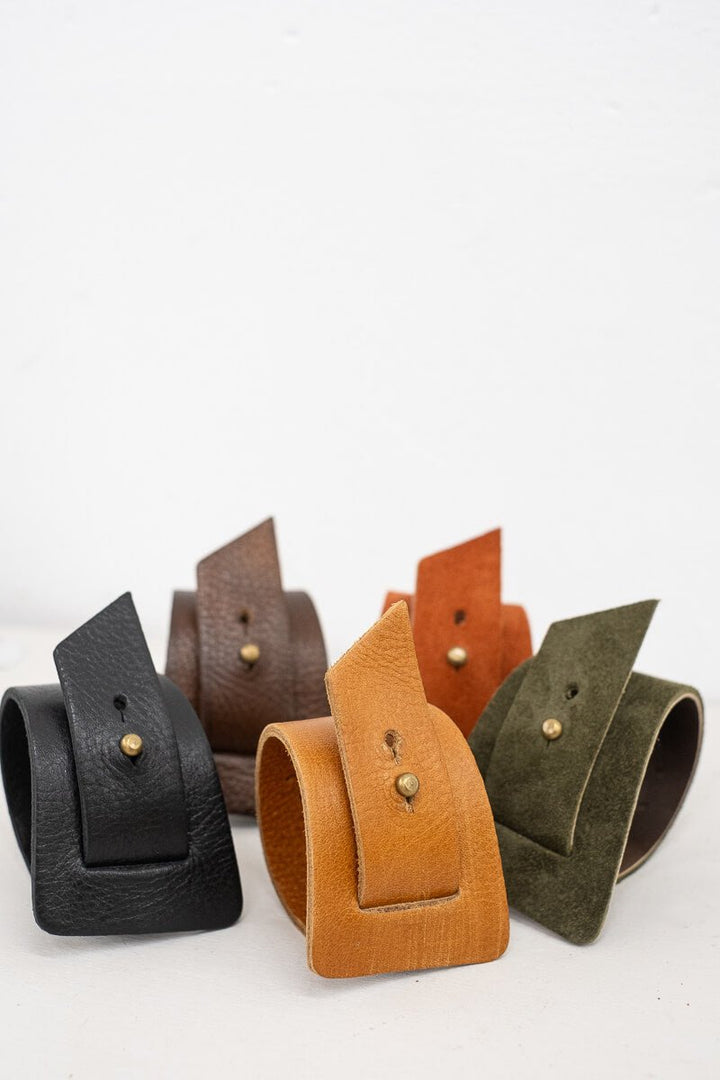 RIDGE LEATHER BRACELET