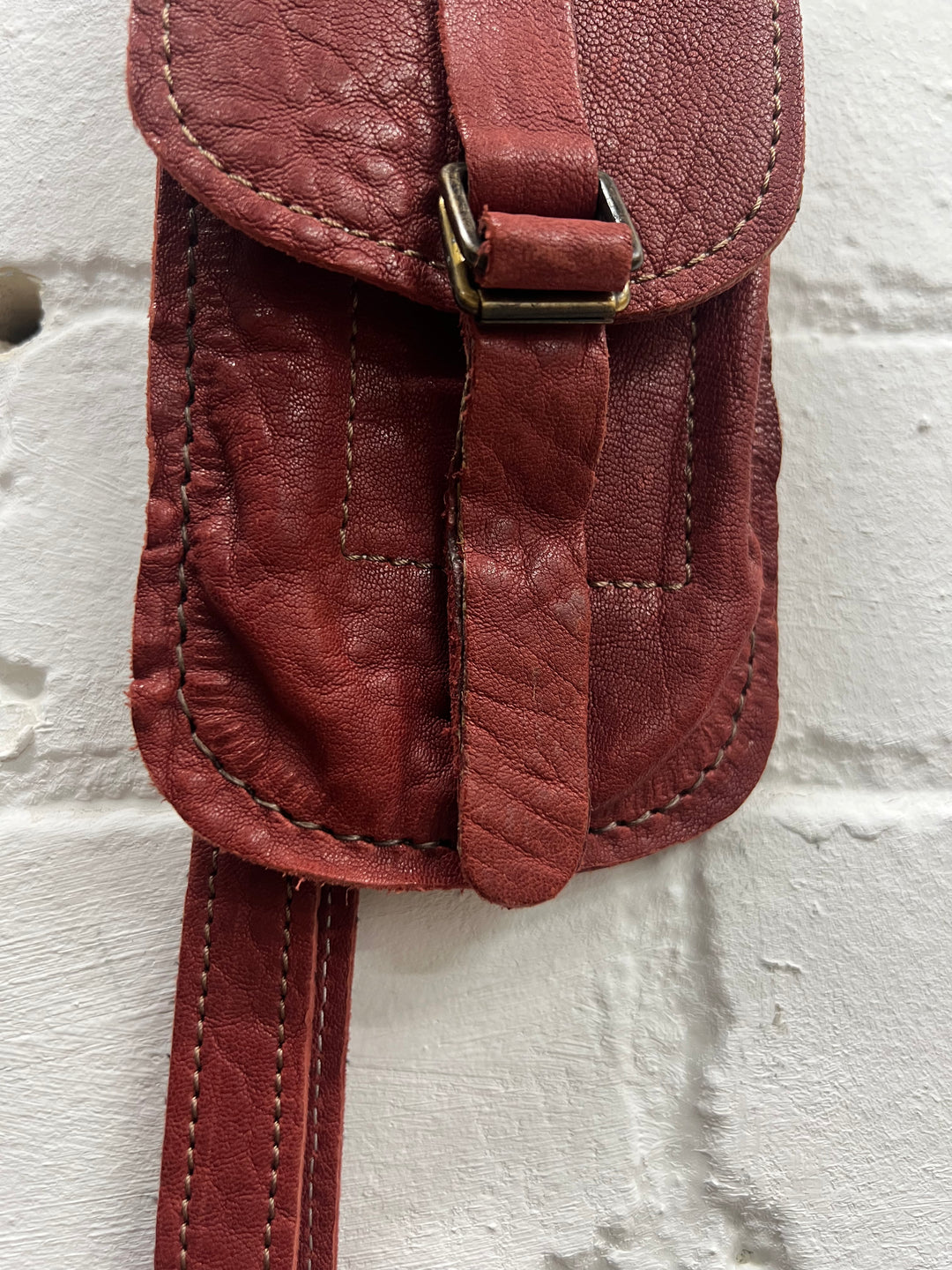 Imperfect - Giannino Phone bag - Cherry 3