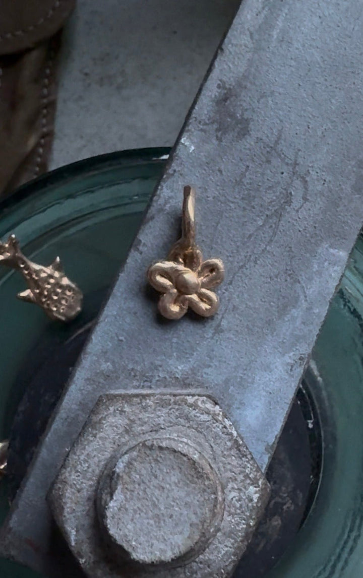 Petalina Charm
