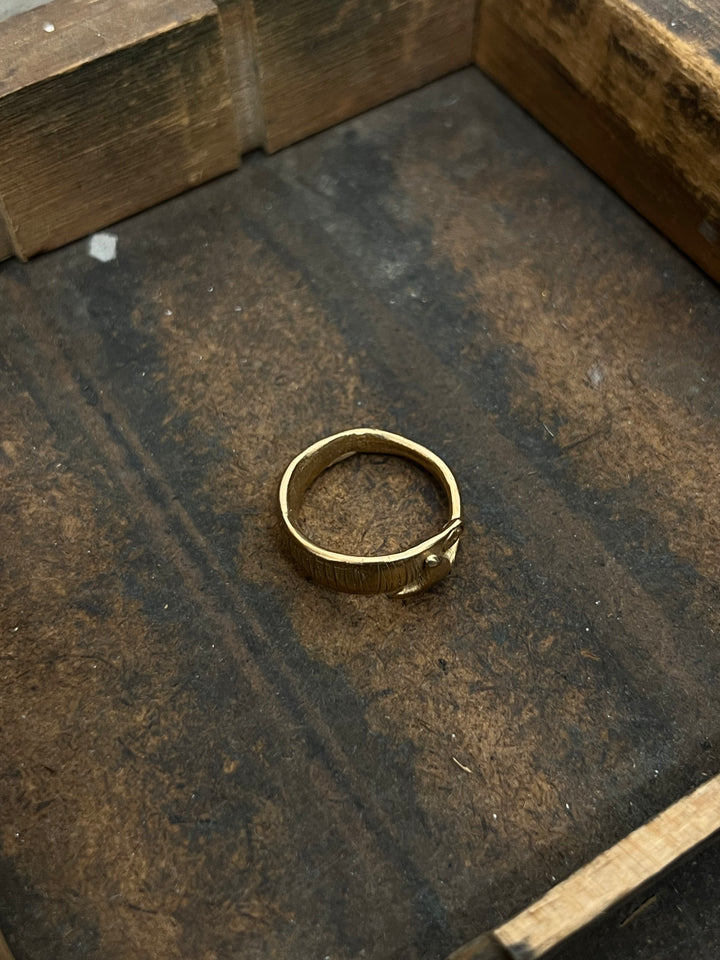 IMBARAZZATO RING L