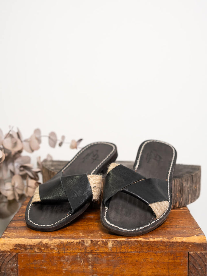 Imperfect - Pulcinella Sandals - 38