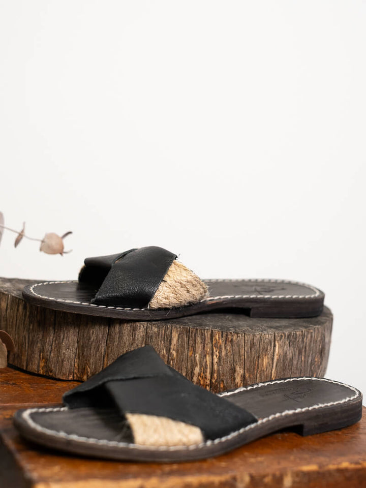 Imperfect - Pulcinella Sandals - 38
