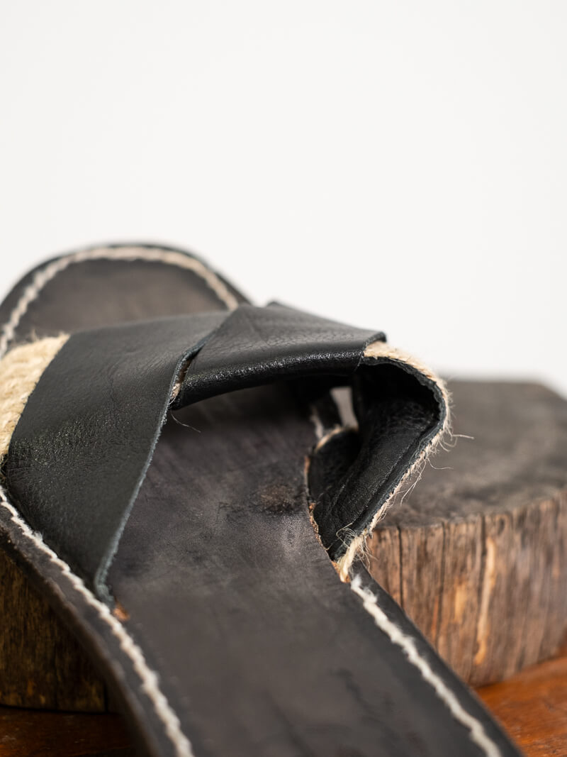 Imperfect - Pulcinella Sandals - 38