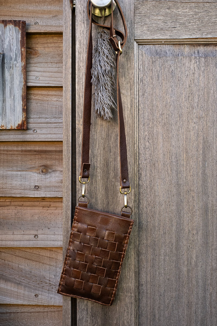 DOZZA PHONE HOLDER BAG