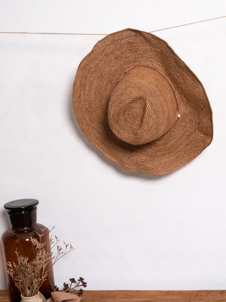 AZIZ LEATHER HAT