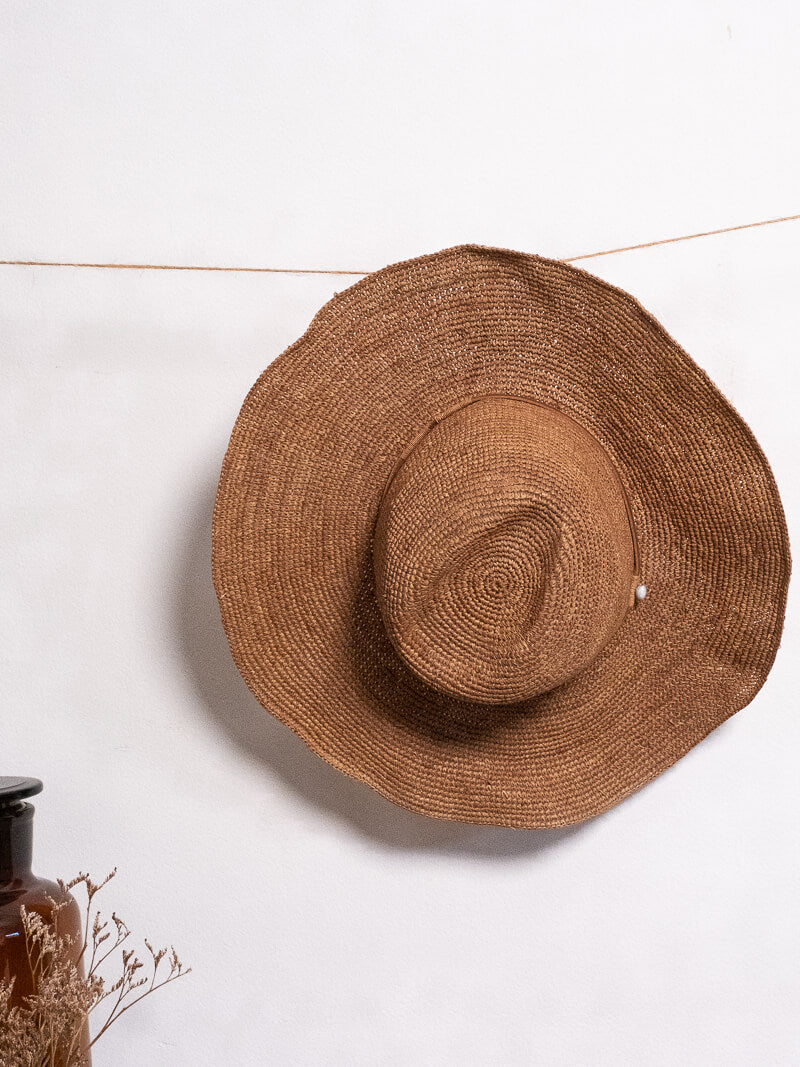 AZIZ LEATHER HAT