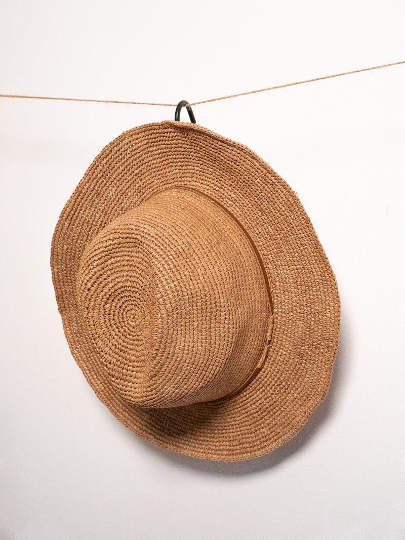 ELYA LEATHER HAT