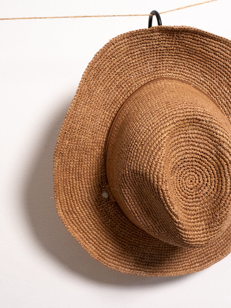 ELYA LEATHER HAT