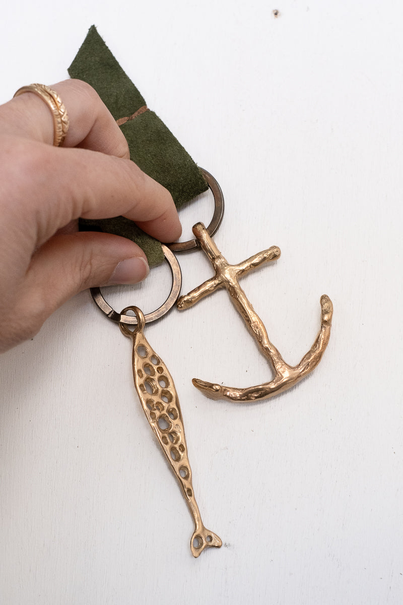 OLIVE KEYRING