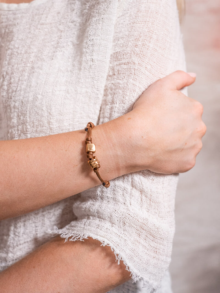 Vongole Bronze Bracelet