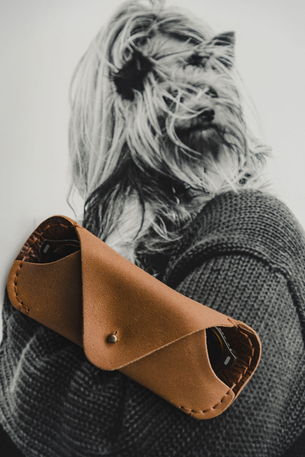 PORTA OCCHIALI - Leather sunglasses holder