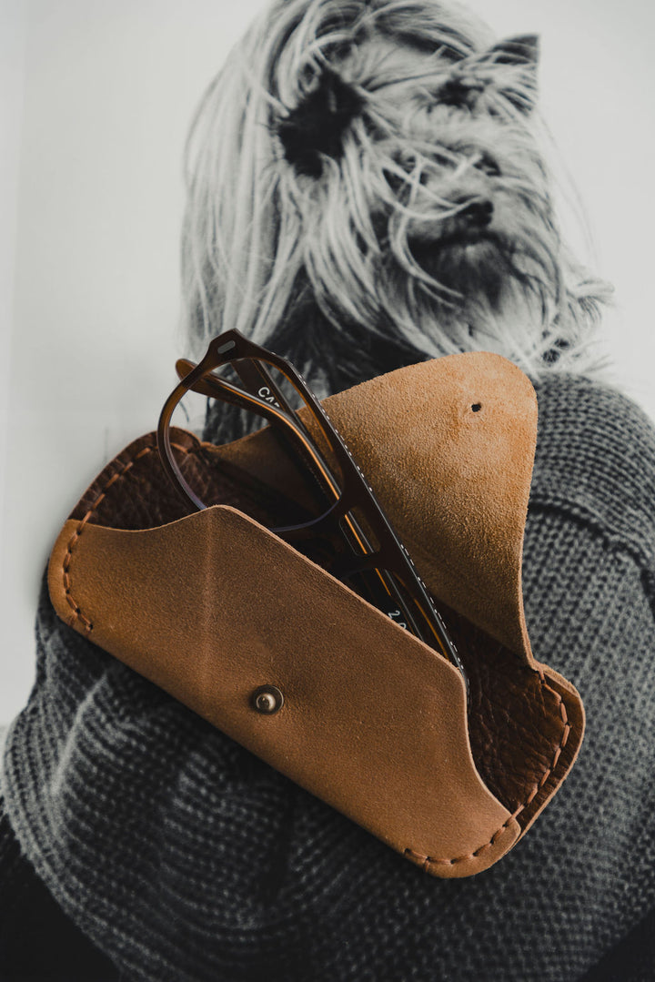 PORTA OCCHIALI - Leather sunglasses holder