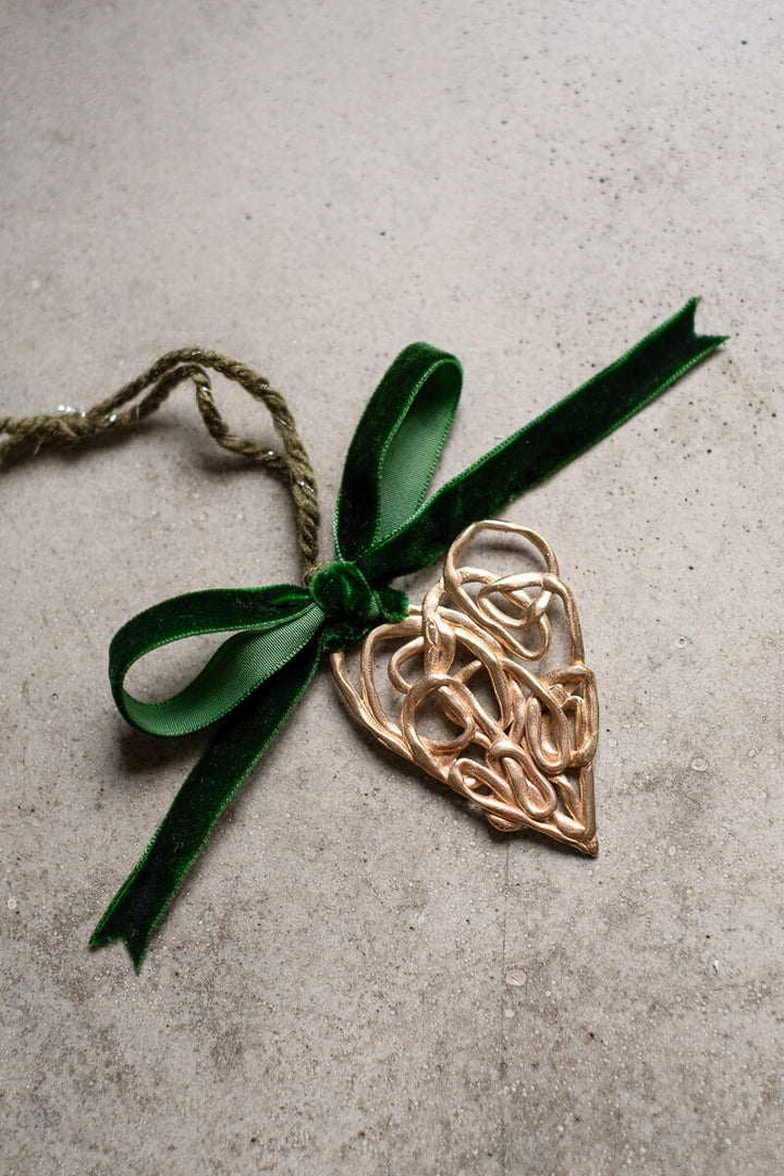 Xmas Ornament | Intrigo Bronze Pendant