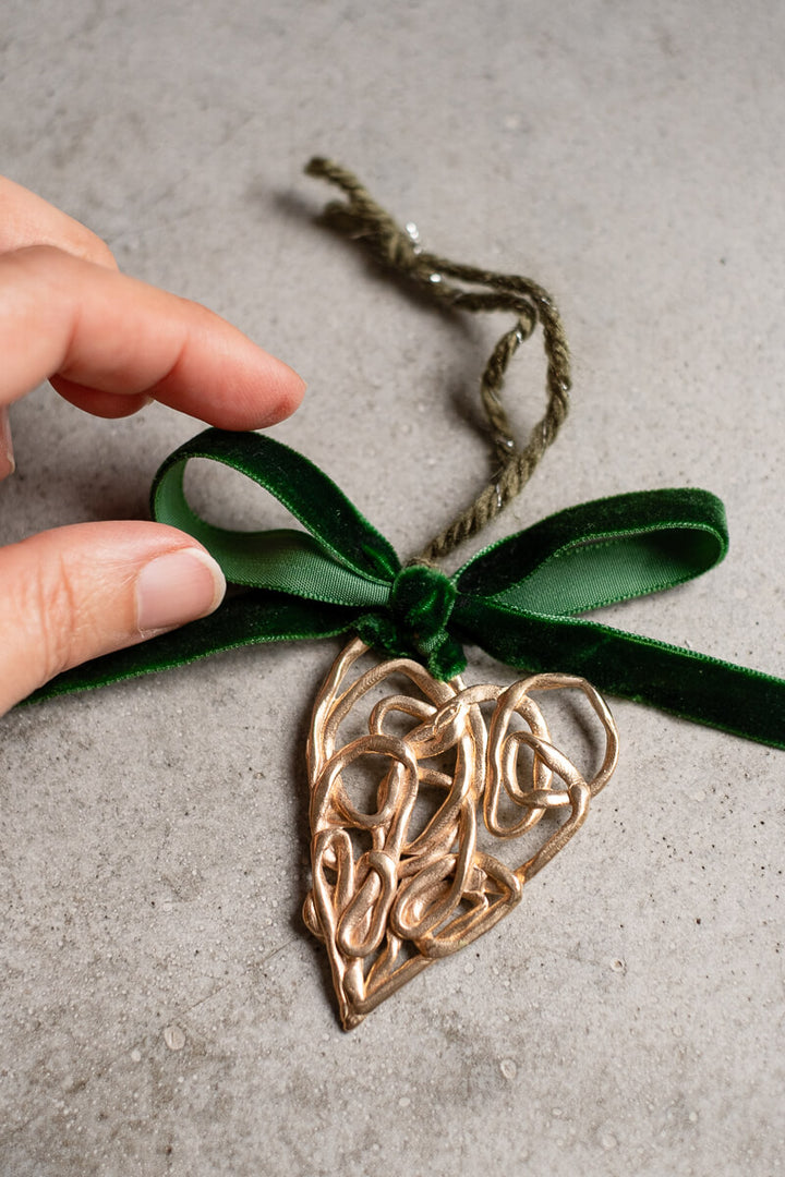 Xmas Ornament | Intrigo Bronze Pendant