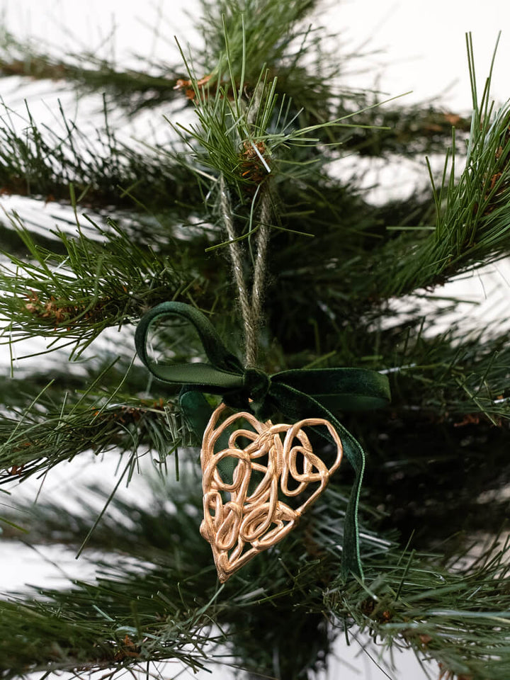 Xmas Ornament | Intrigo Bronze Pendant