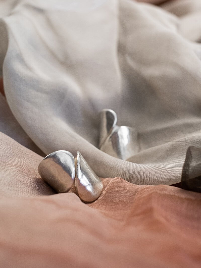 ADJUSTABLE SILVER CURVE RING - La Casa by Importante