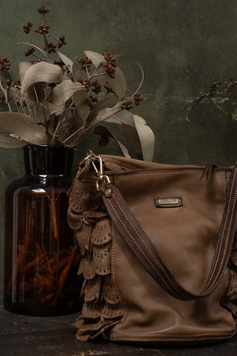 ASIA BUCKET LACE BAG - Cognac - SORRENTO - La Casa by Importante