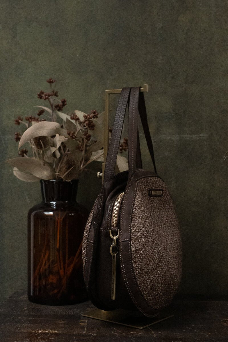 ELETTRA ROUND MEDIUM BAG - Brown - FIRENZE - La Casa by Importante