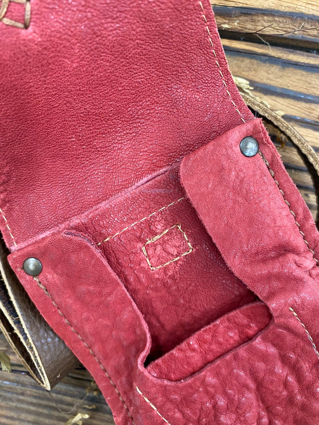 Imperfect - Giannino Phone bag - Cherry - La Casa by Importante