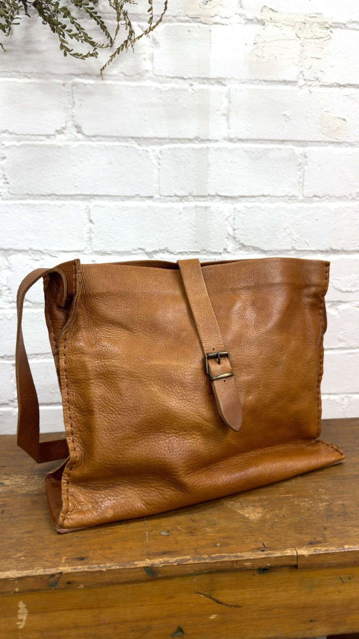 Imperfect - ISARELLA BAG - Tan 1 - La Casa by Importante