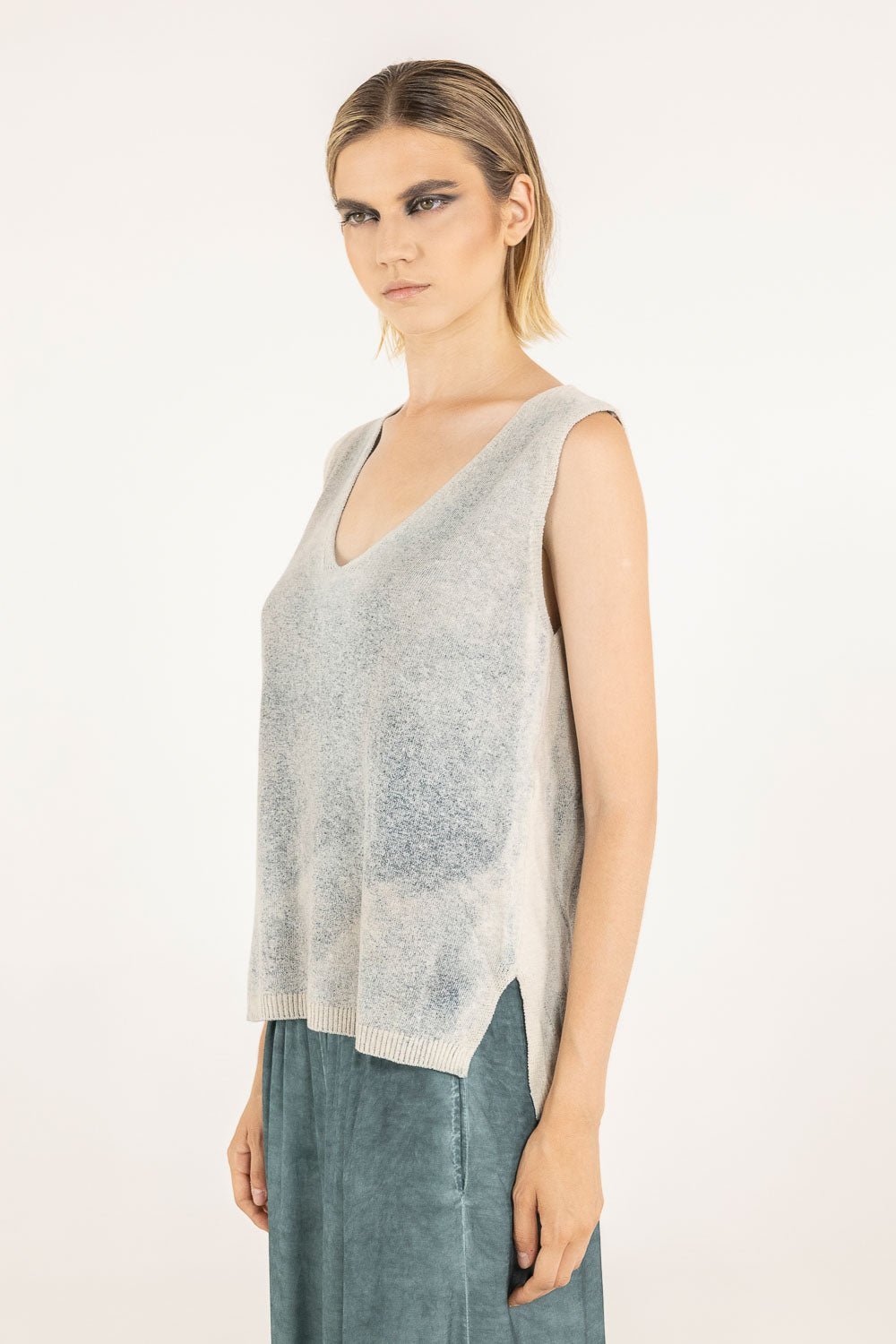 S313 - Sleeveless Top - La Casa by Importante