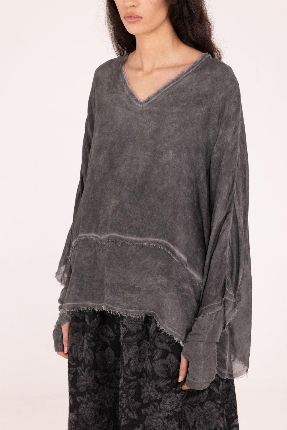 V NECK LONG SLEEVE SHIRT - S161 - La Casa by Importante