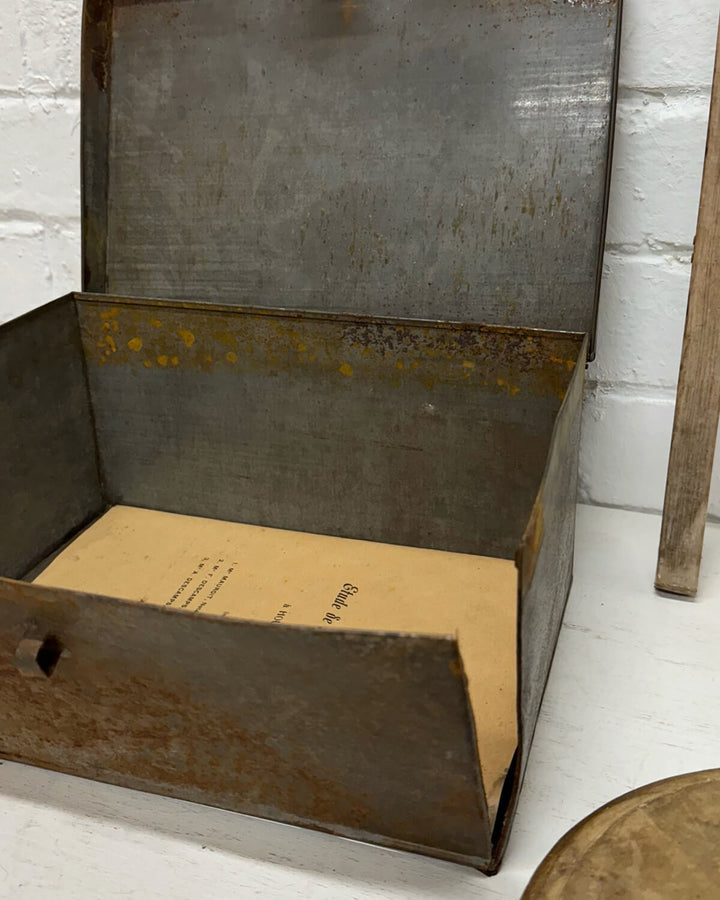 Vintage metal storage box - La Casa by Importante