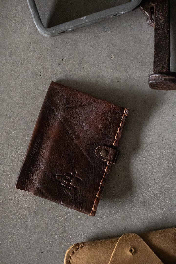 VOYAGE PASSPORT HOLDER - La Casa by Importante