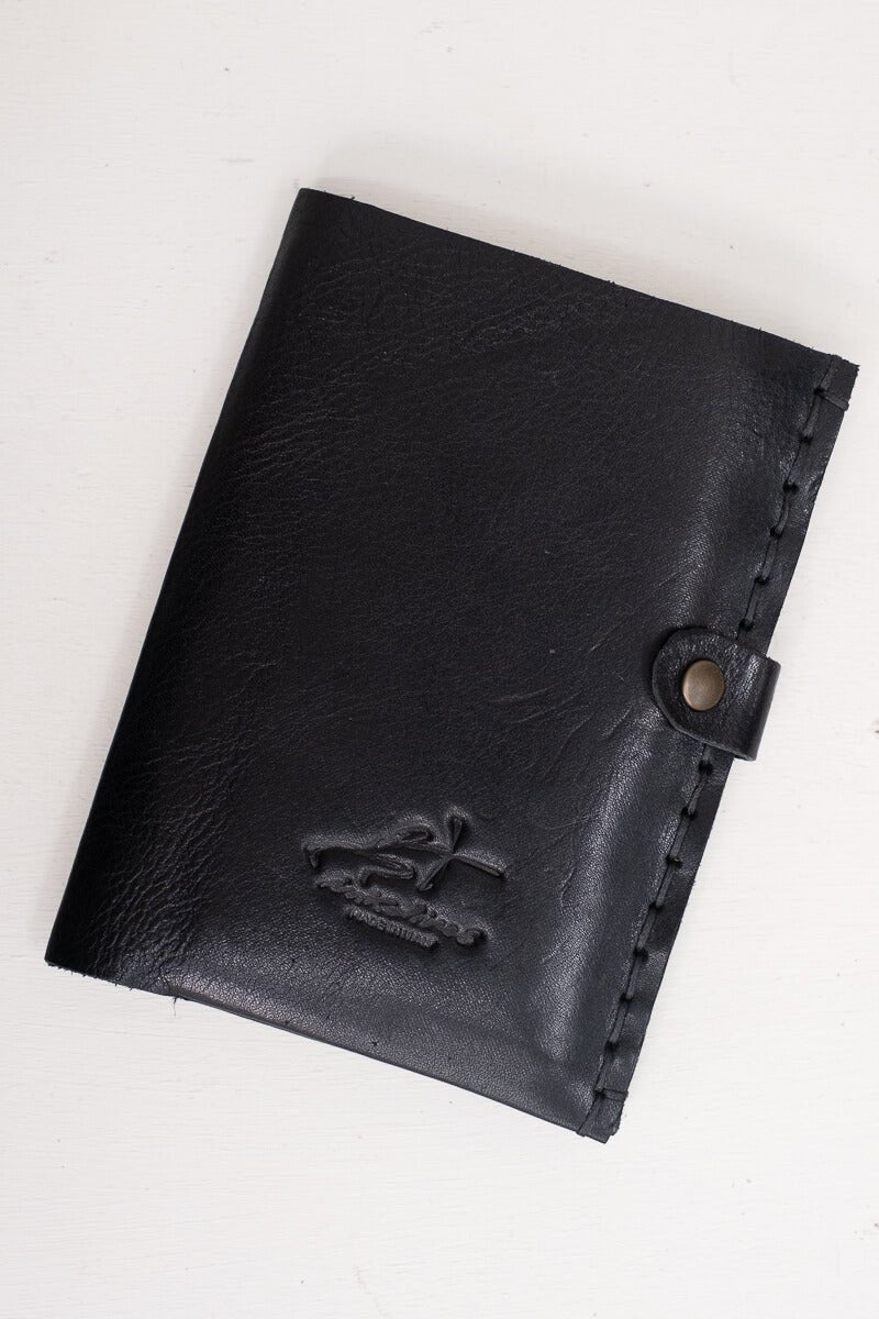 VOYAGE PASSPORT HOLDER - La Casa by Importante